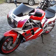 Suzuki GSX-R 750 WP SOLGT