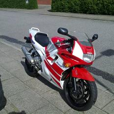 Honda CBR 600 "F2/F3" Solgt