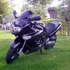 Suzuki GSX 750 F