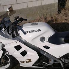 Honda VFR 750 F  " SOLGT"