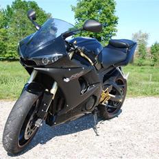 Yamaha yzf r6