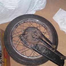 Norton Electra DeLuxe AKA Little Horn