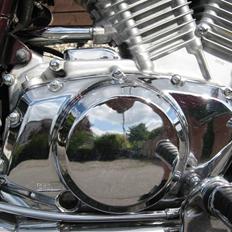 Suzuki Intruder VS 700