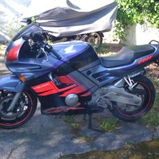 Honda Cbr 600 f