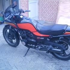 Kawasaki GPz 550 SOLGT !!