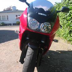 Yamaha YZF 1000 Thunderace solgt