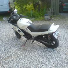 Honda vf 500 f2 totalskadet genopbygget solgt
