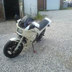 Honda vf 500 f2 totalskadet genopbygget solgt