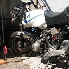 Suzuki GSX 250 *solgt*
