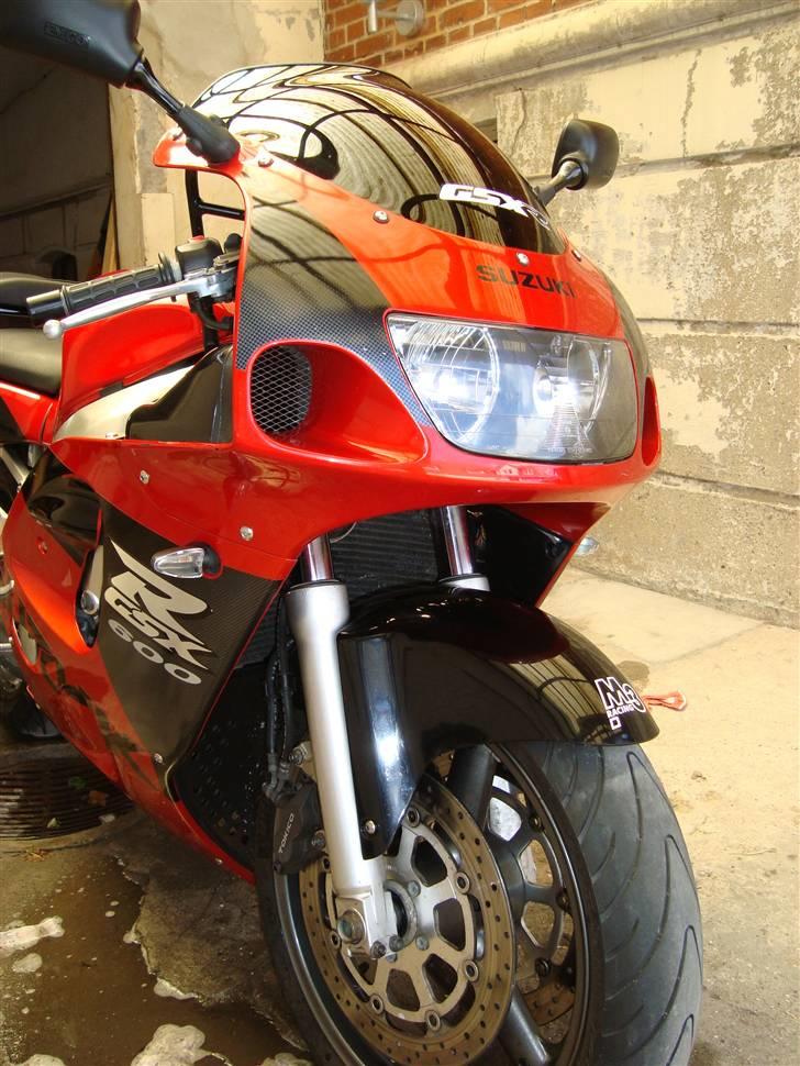 Suzuki GSX-R SRAD Solgt billede 3