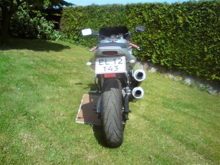 Suzuki GSXR 400R billede 5