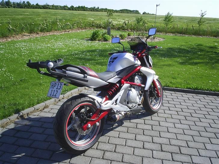 Kawasaki ER 6 N billede 2