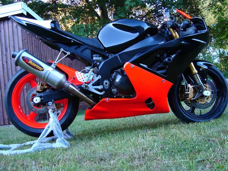 Kawasaki ZX6RR Baneged!!! SOLGT billede 1