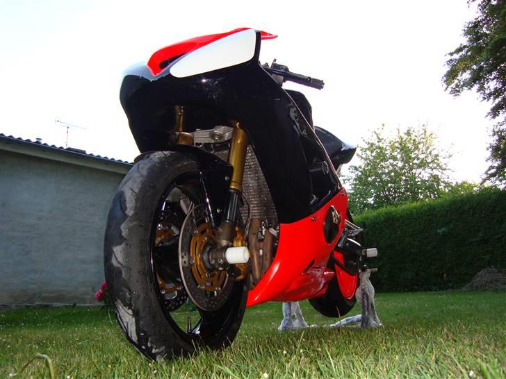 Kawasaki ZX6RR Baneged!!! SOLGT billede 2