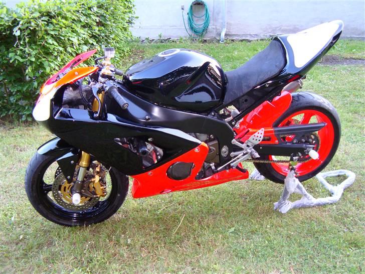 Kawasaki ZX6RR Baneged!!! SOLGT billede 4