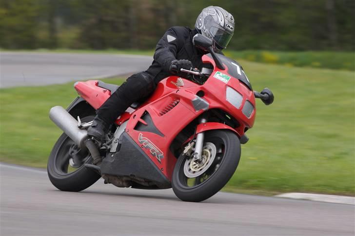 Honda VFR 750F billede 12