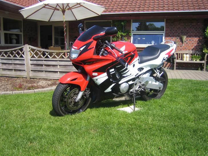 Honda CBR 600 F3 (Stjålet) billede 4