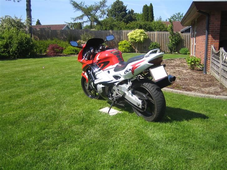 Honda CBR 600 F3 (Stjålet) billede 8