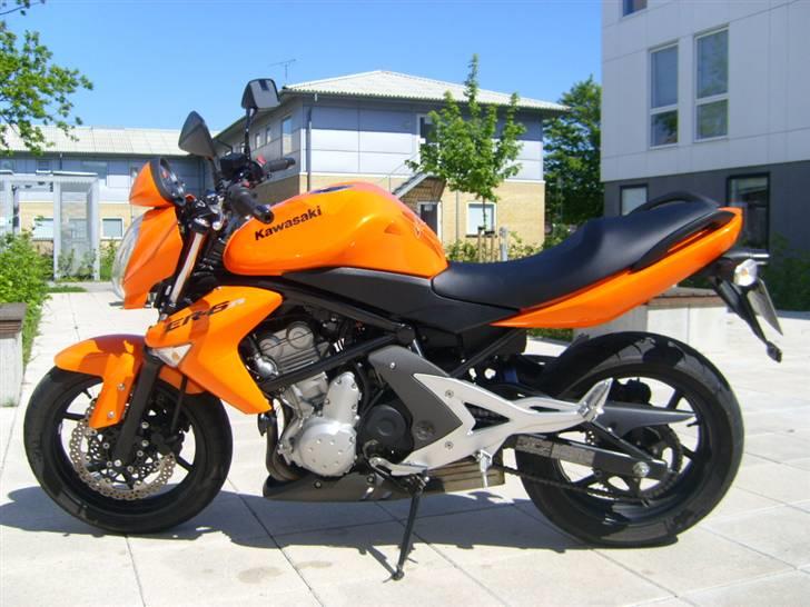 Kawasaki ER 6N billede 2