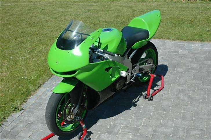 Kawasaki ZX6R - Baneracer billede 1