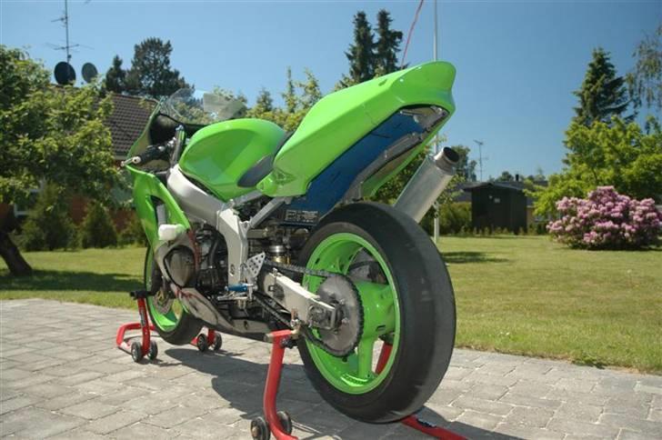 Kawasaki ZX6R - Baneracer billede 3