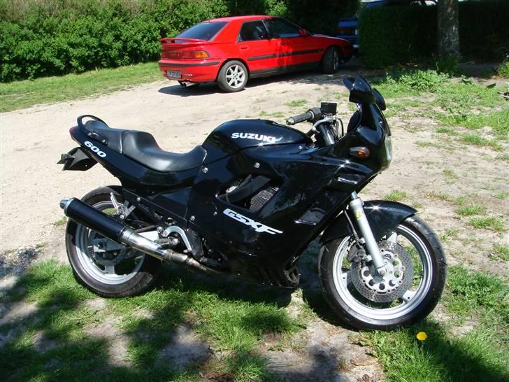 Suzuki GSX 600 F billede 1