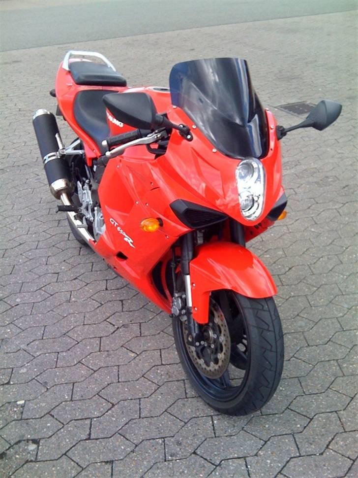 Hyosung GT 650 R (SOLGT) - Mobilfoto med nyt kåbeglas - det pynter! billede 7