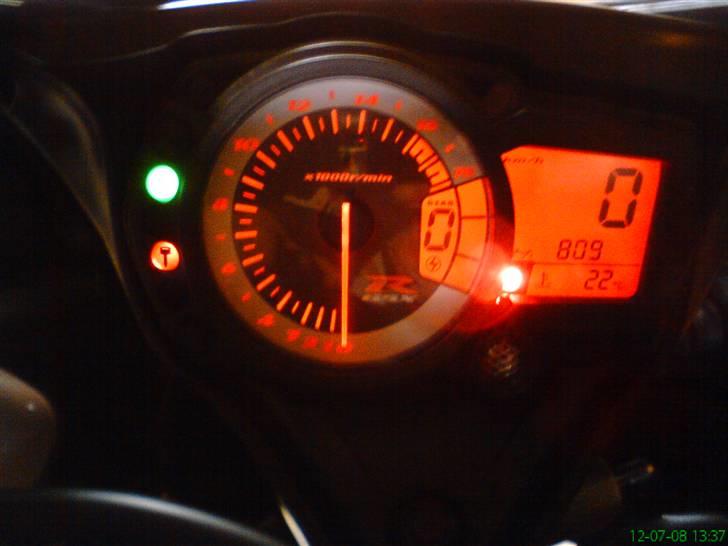 Suzuki GSXR600K8 SOLGT billede 5
