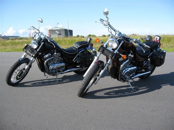 Suzuki VS 750 Intruder *solgt* - Svogers truder og min truder :o) billede 3