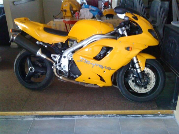 Triumph Daytona 595 billede 2