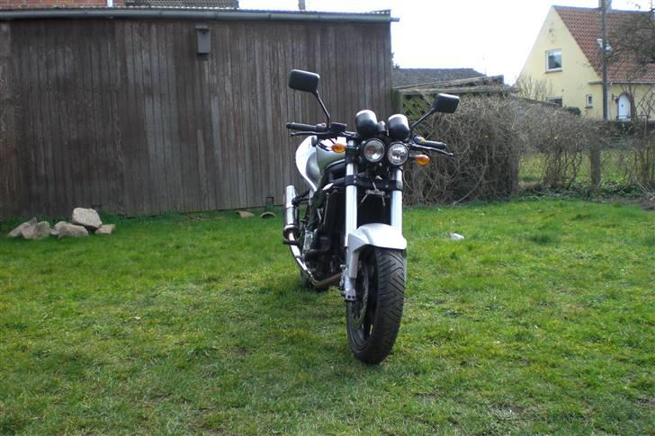 Hyosung gt 650 billede 11