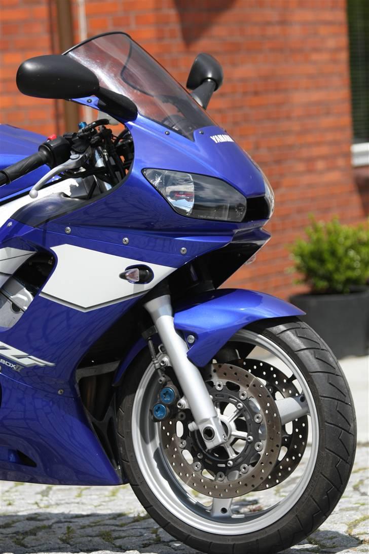 Yamaha yzf r6 billede 4