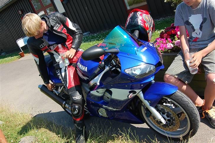 Yamaha yzf r6 billede 9