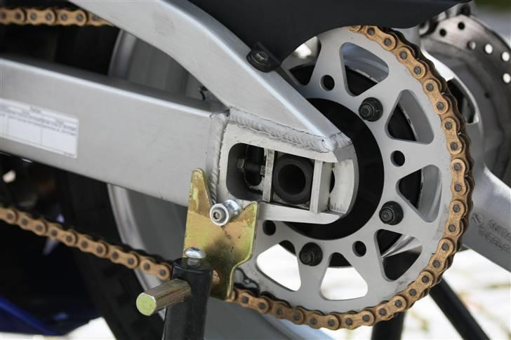 Yamaha yzf r6 billede 10