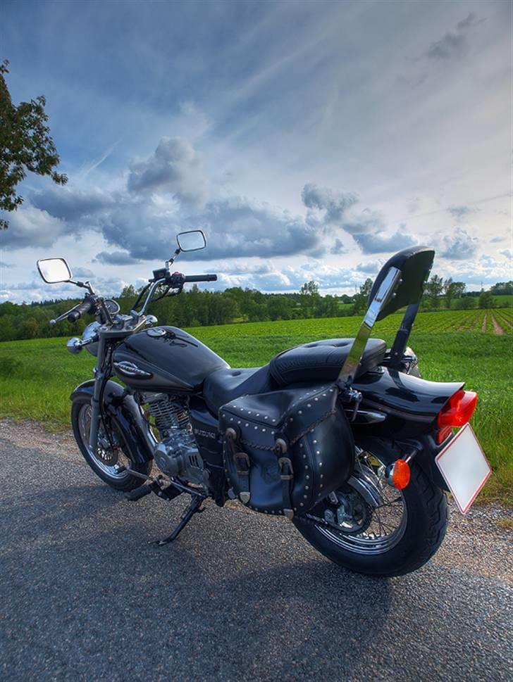 Suzuki GZ 250 SOLGT billede 3