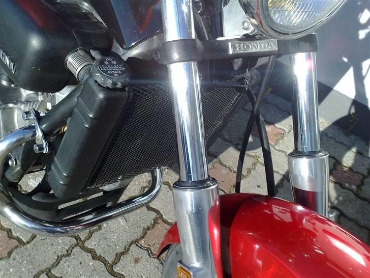 Honda Super Magna *SOLGT* billede 6