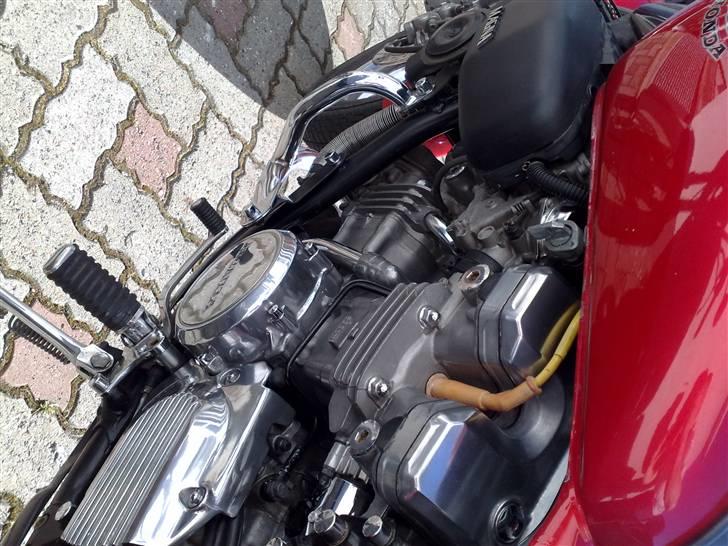 Honda Super Magna *SOLGT* billede 10