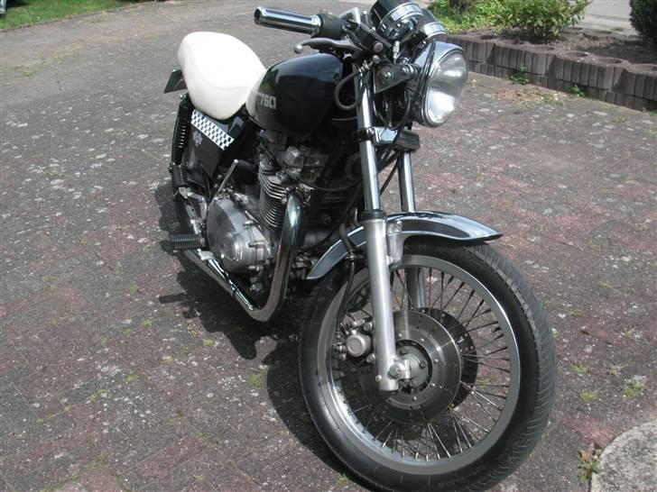 Kawasaki Z 750 LTD SOLGT billede 4