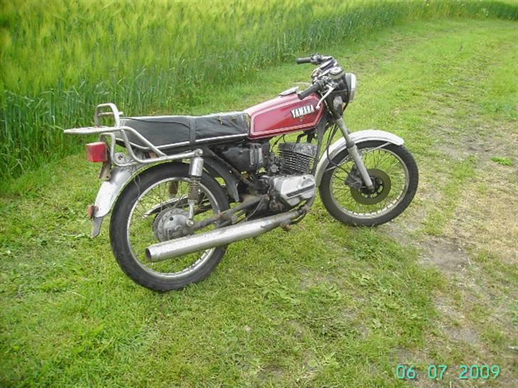 Yamaha rs 125 billede 2