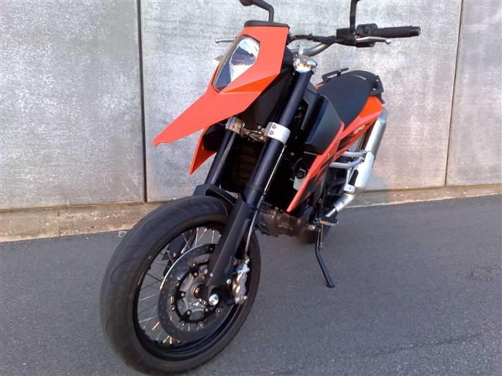 KTM 690 SM billede 3