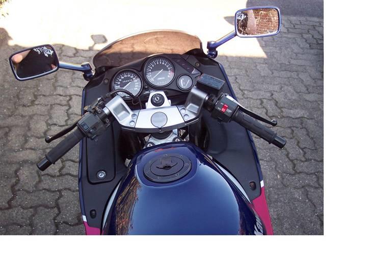 Kawasaki ZZR 600  billede 4