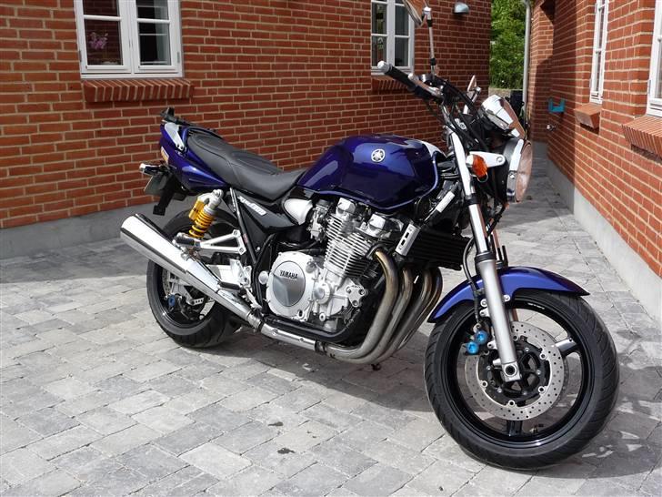 Yamaha XJR 1300 SP - Flot....står som ny cykel, og helt original. billede 1