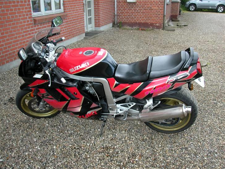 Suzuki gsxr 1100 r SOLGT - venstre side billede 6