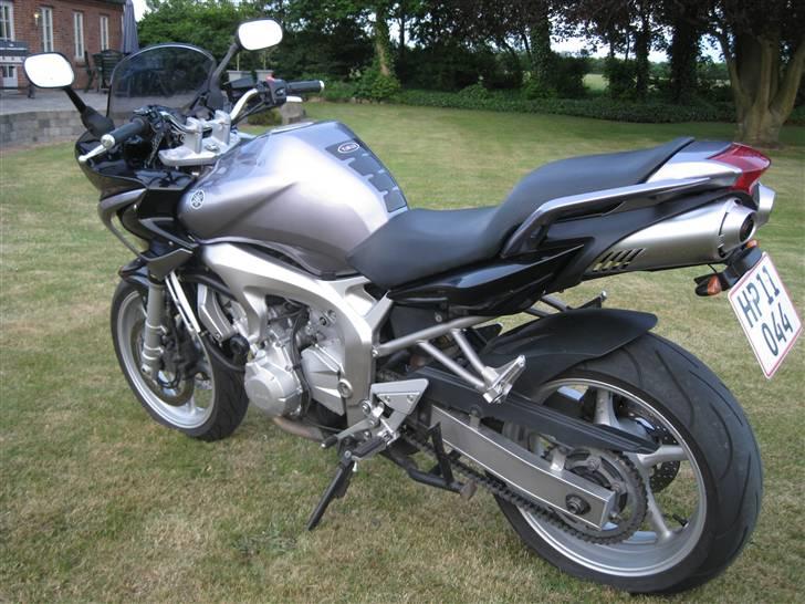 Yamaha FZ6 S billede 1