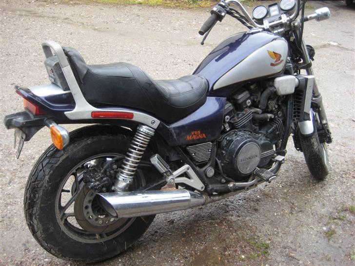Honda VF1100C V65 "Solgt" billede 3