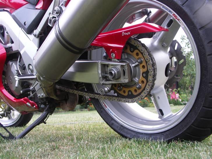 Suzuki  "SOLGT" SV1000S - Nyt kædekit 2010 billede 13