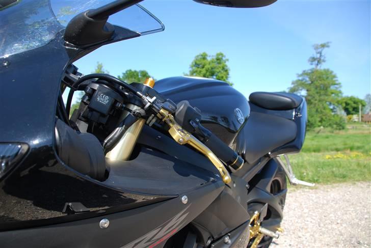 Yamaha yzf r6 billede 2