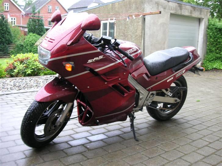 Suzuki GSX 1100 F  billede 2