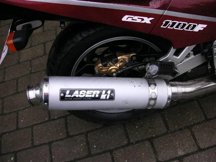 Suzuki GSX 1100 F  billede 3