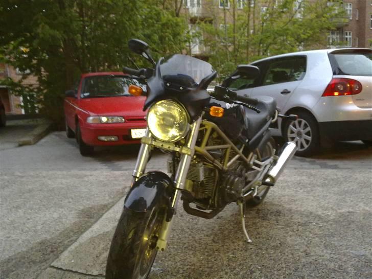 Ducati Monster 750(solgt) billede 2